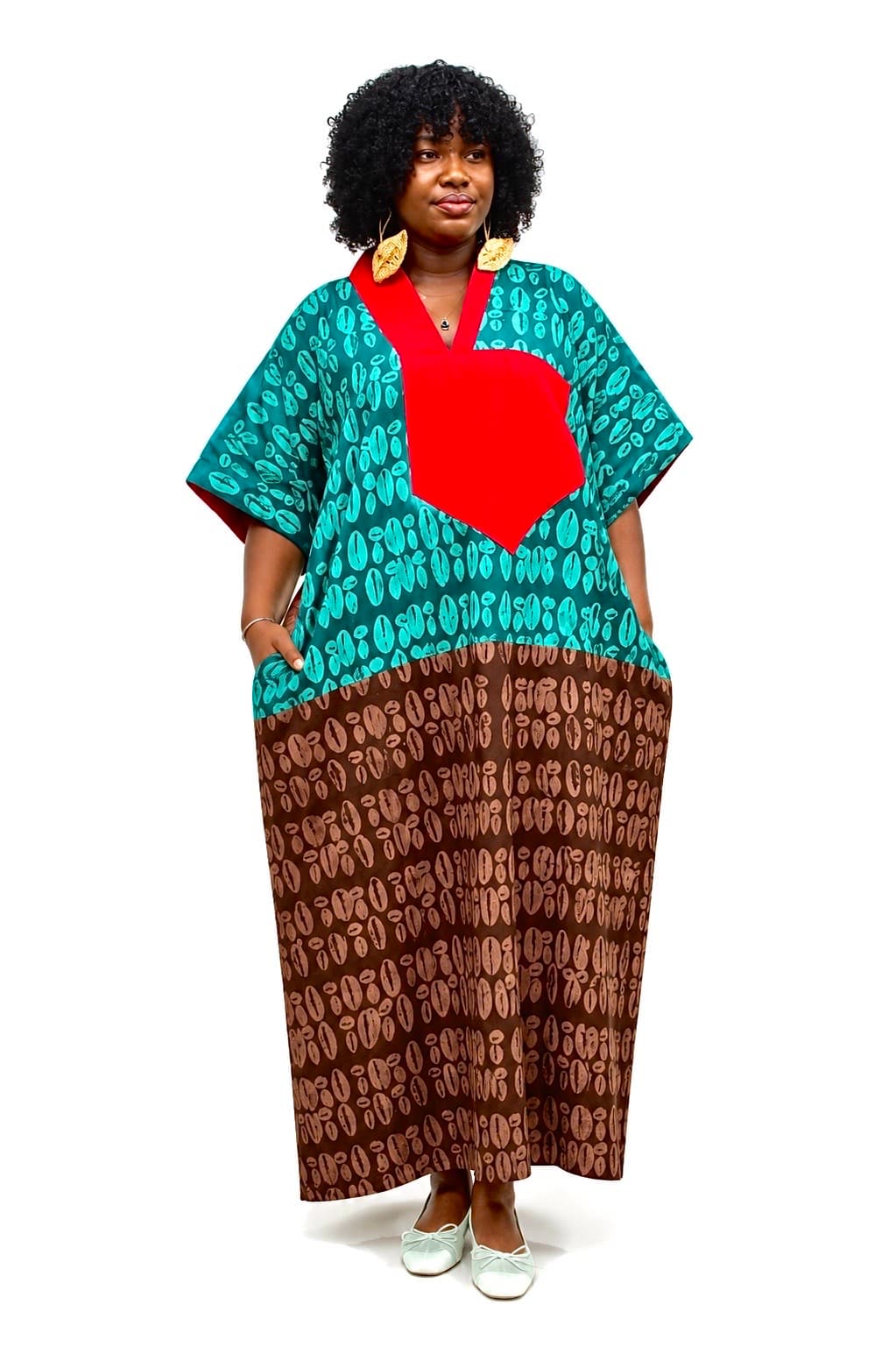 ROYAL COWRY BUBU (ADIRE)